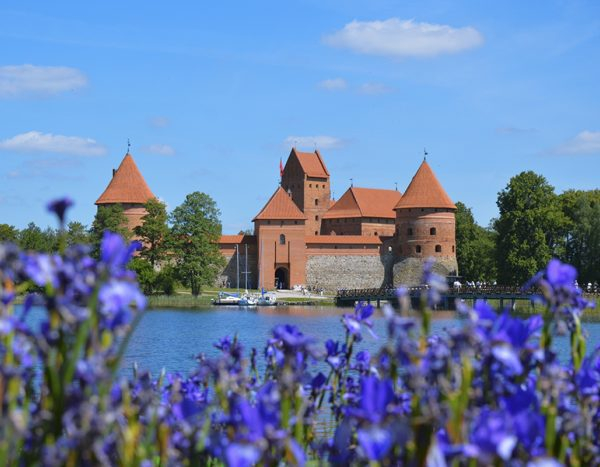 Culinary enjoyment package with Trakai: tasting of kibinai in Trakai